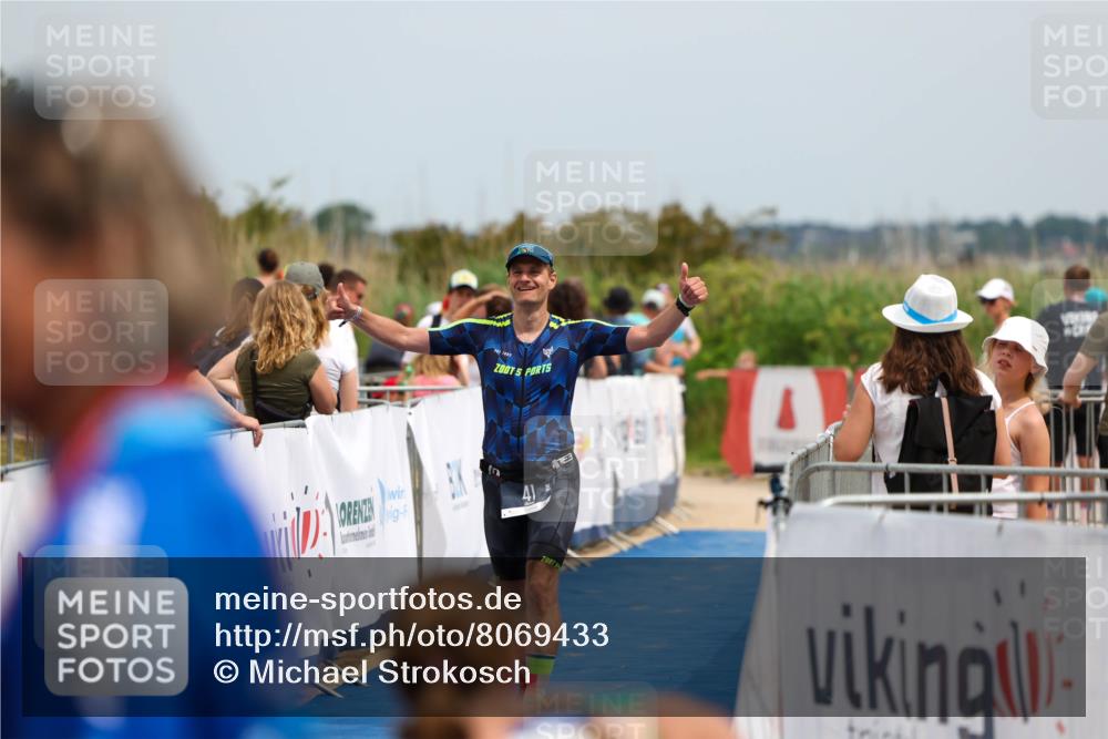 22.06.2025 - Viking Triathlon Michael Strokosch http://msf.ph/oto/8069433 22.06.2025 15:16:49 Ziel 41 meine-sportfotos.de
