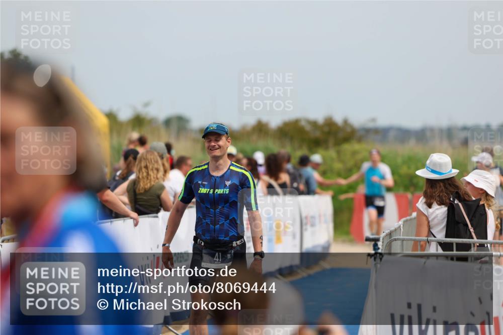 22.06.2025 - Viking Triathlon Michael Strokosch http://msf.ph/oto/8069444 22.06.2025 15:16:51 Ziel 41 meine-sportfotos.de