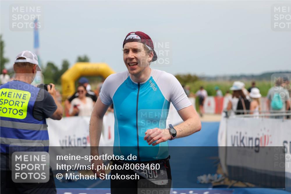 22.06.2025 - Viking Triathlon Michael Strokosch http://msf.ph/oto/8069460 22.06.2025 15:17:01 Ziel 390 meine-sportfotos.de
