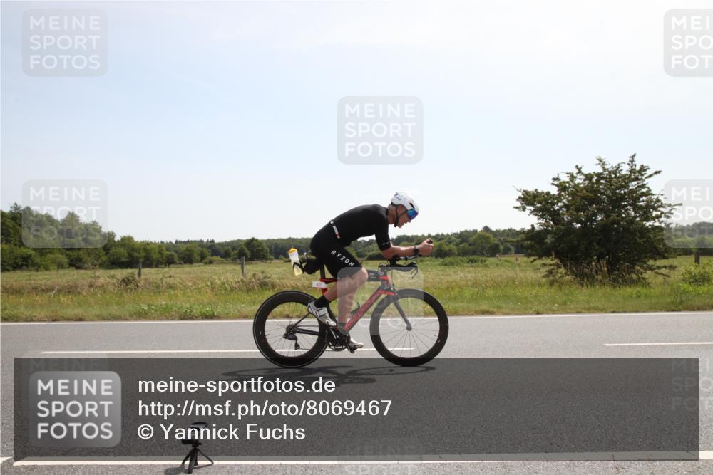 22.06.2025 - Viking Triathlon Yannick Fuchs http://msf.ph/oto/8069467 22.06.2025 11:35:56 Radfahren 284, 460, 493, 627 meine-sportfotos.de