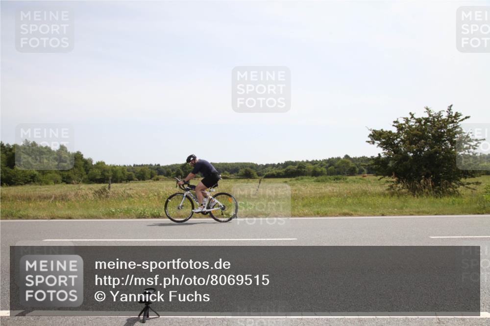22.06.2025 - Viking Triathlon Yannick Fuchs http://msf.ph/oto/8069515 22.06.2025 12:09:41 Radfahren 402, 495, 605 meine-sportfotos.de