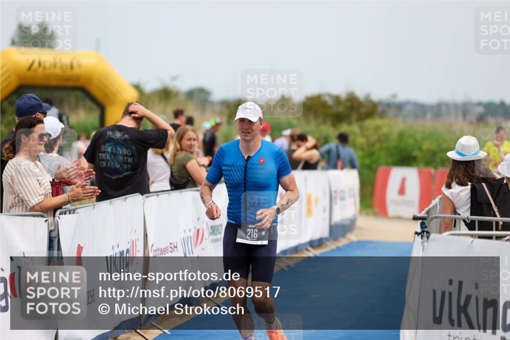 22.06.2025 - Viking Triathlon Michael Strokosch http://msf.ph/oto/8069517 22.06.2025 15:17:33 Ziel 216 meine-sportfotos.de