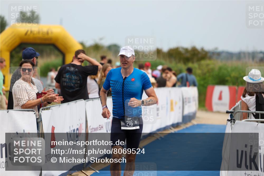 22.06.2025 - Viking Triathlon Michael Strokosch http://msf.ph/oto/8069524 22.06.2025 15:17:34 Ziel 216 meine-sportfotos.de