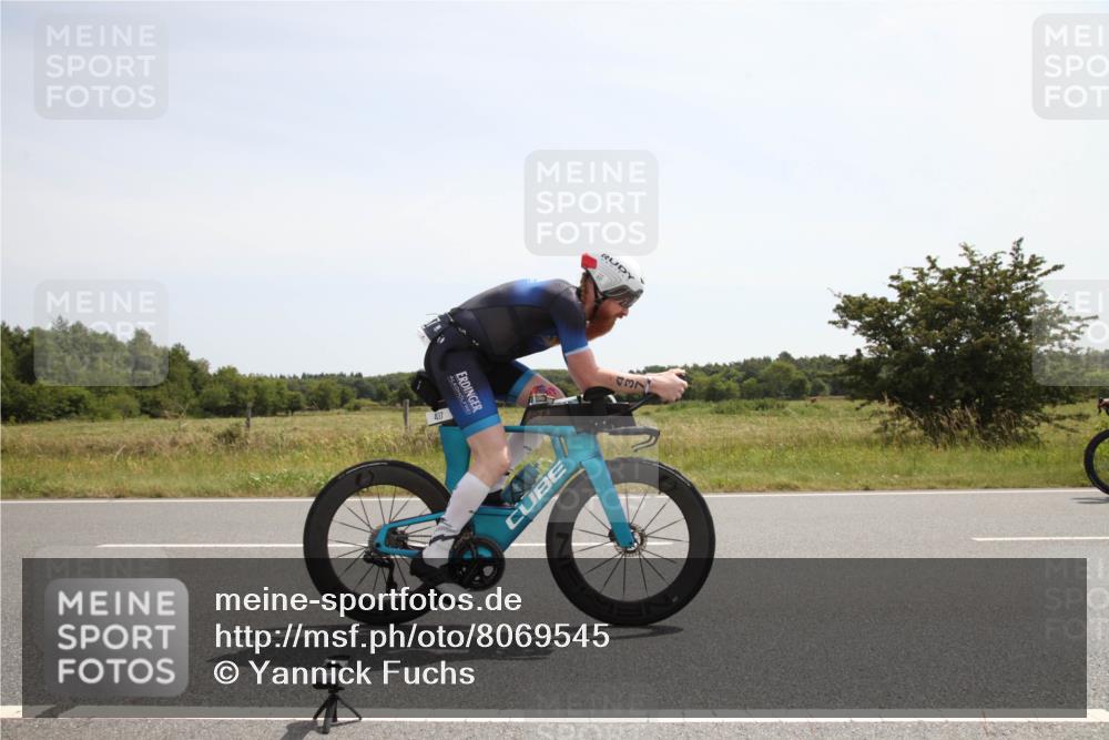 22.06.2025 - Viking Triathlon Yannick Fuchs http://msf.ph/oto/8069545 22.06.2025 12:10:00 Radfahren 298, 366, 386, 437, 542 meine-sportfotos.de