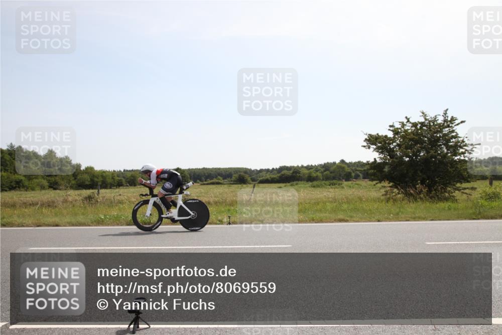 22.06.2025 - Viking Triathlon Yannick Fuchs http://msf.ph/oto/8069559 22.06.2025 11:36:39 Radfahren 416, 521 meine-sportfotos.de