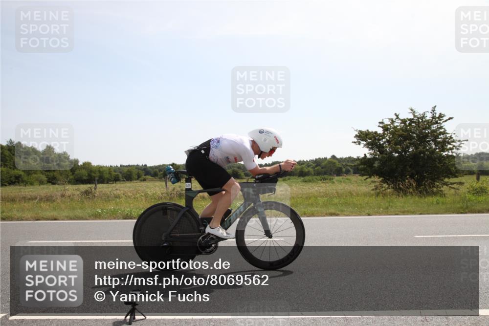 22.06.2025 - Viking Triathlon Yannick Fuchs http://msf.ph/oto/8069562 22.06.2025 11:36:42 Radfahren 416, 521 meine-sportfotos.de