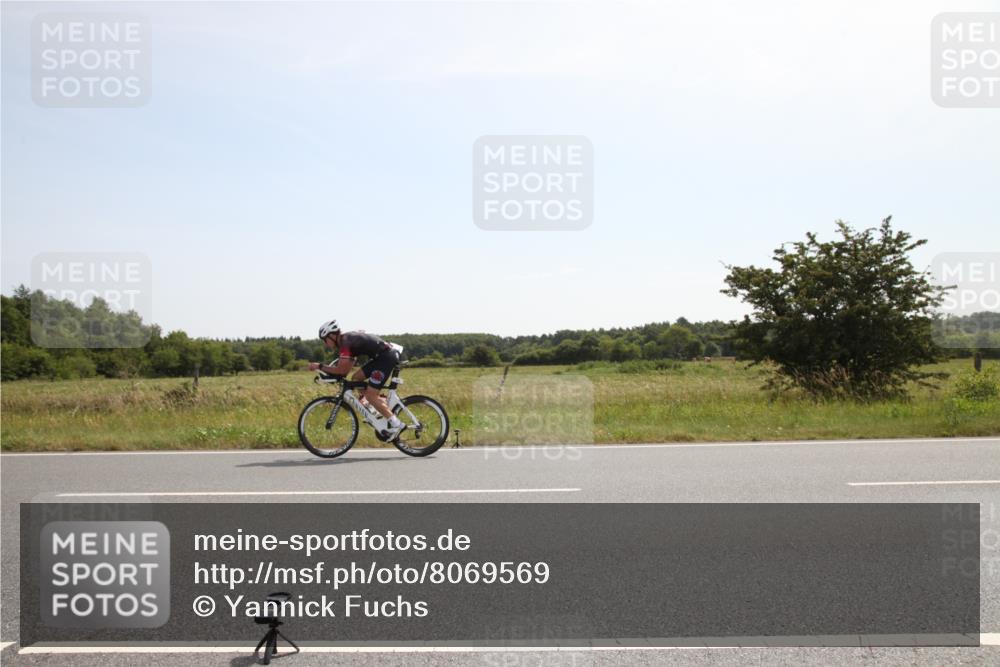 22.06.2025 - Viking Triathlon Yannick Fuchs http://msf.ph/oto/8069569 22.06.2025 11:36:54 Radfahren 443, 491 meine-sportfotos.de