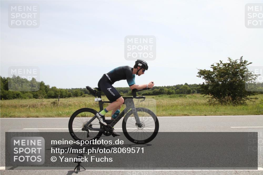 22.06.2025 - Viking Triathlon Yannick Fuchs http://msf.ph/oto/8069571 22.06.2025 12:10:13 Radfahren 57, 59, 171 meine-sportfotos.de