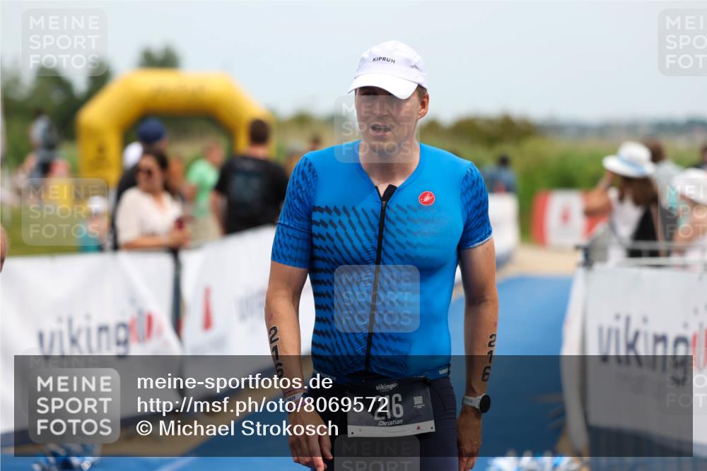 22.06.2025 - Viking Triathlon Michael Strokosch http://msf.ph/oto/8069572 22.06.2025 15:17:37 Ziel 216 meine-sportfotos.de