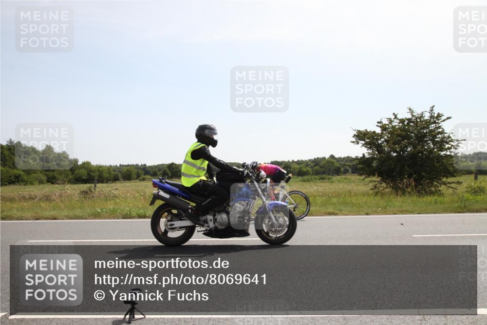 22.06.2025 - Viking Triathlon Yannick Fuchs http://msf.ph/oto/8069641 22.06.2025 11:37:27 Radfahren 63, 602, 630, 631 meine-sportfotos.de