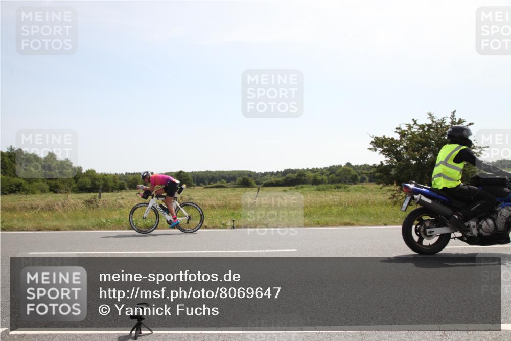 22.06.2025 - Viking Triathlon Yannick Fuchs http://msf.ph/oto/8069647 22.06.2025 11:37:27 Radfahren 63, 602, 630, 631 meine-sportfotos.de