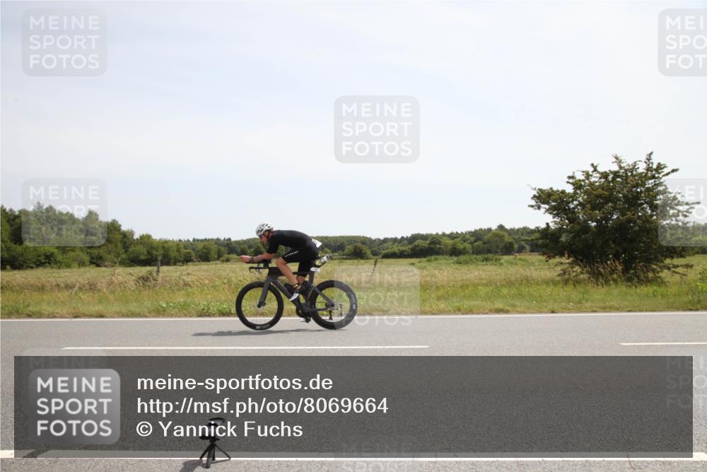 22.06.2025 - Viking Triathlon Yannick Fuchs http://msf.ph/oto/8069664 22.06.2025 12:11:04 Radfahren 189, 292, 618 meine-sportfotos.de