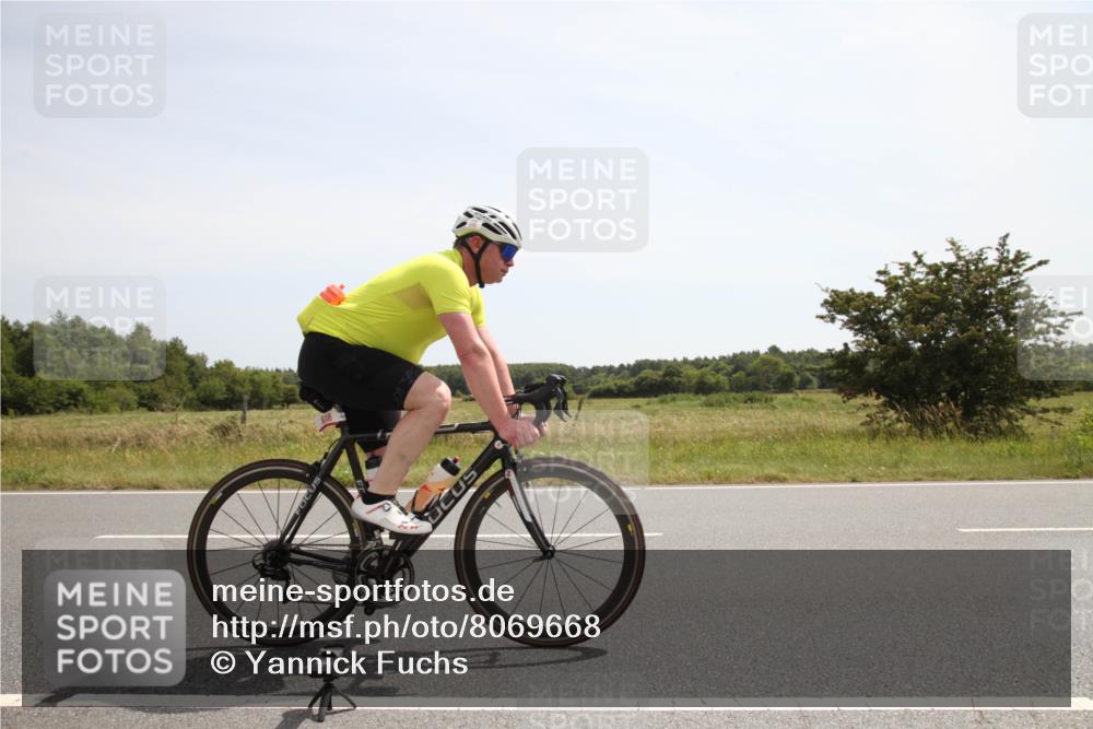 22.06.2025 - Viking Triathlon Yannick Fuchs http://msf.ph/oto/8069668 22.06.2025 12:11:07 Radfahren 107, 618 meine-sportfotos.de