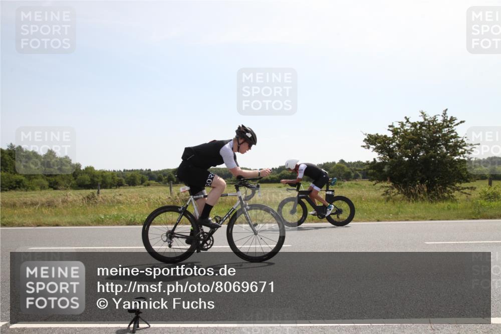 22.06.2025 - Viking Triathlon Yannick Fuchs http://msf.ph/oto/8069671 22.06.2025 11:37:32 Radfahren 55, 63, 244, 342, 607, 631 meine-sportfotos.de