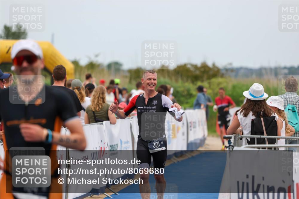 22.06.2025 - Viking Triathlon Michael Strokosch http://msf.ph/oto/8069680 22.06.2025 15:18:20 Ziel 164, 300 meine-sportfotos.de
