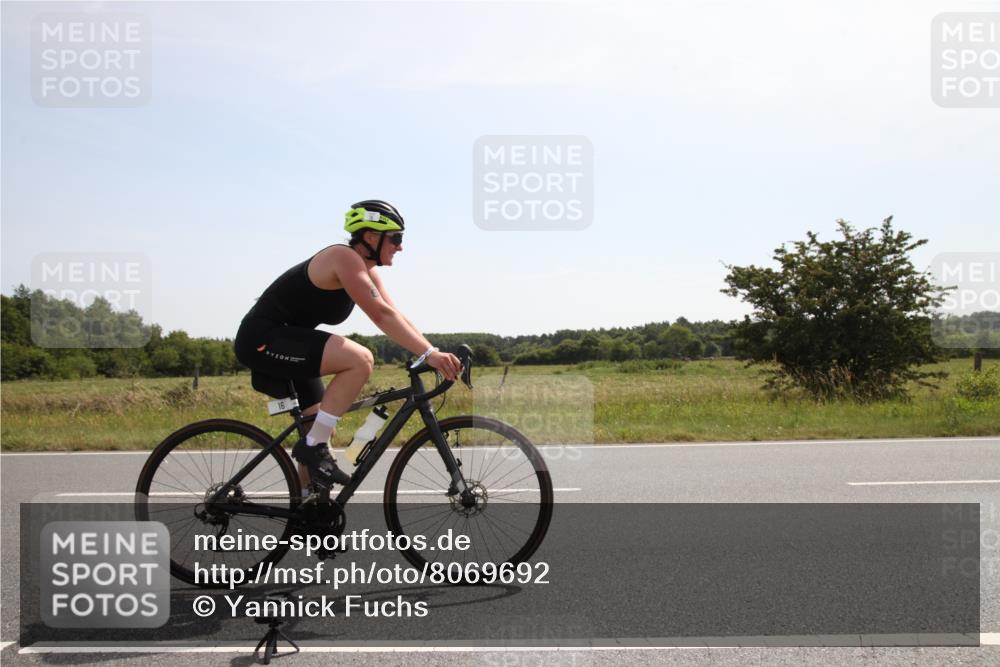 22.06.2025 - Viking Triathlon Yannick Fuchs http://msf.ph/oto/8069692 22.06.2025 11:37:36 Radfahren 16, 244, 342, 607 meine-sportfotos.de