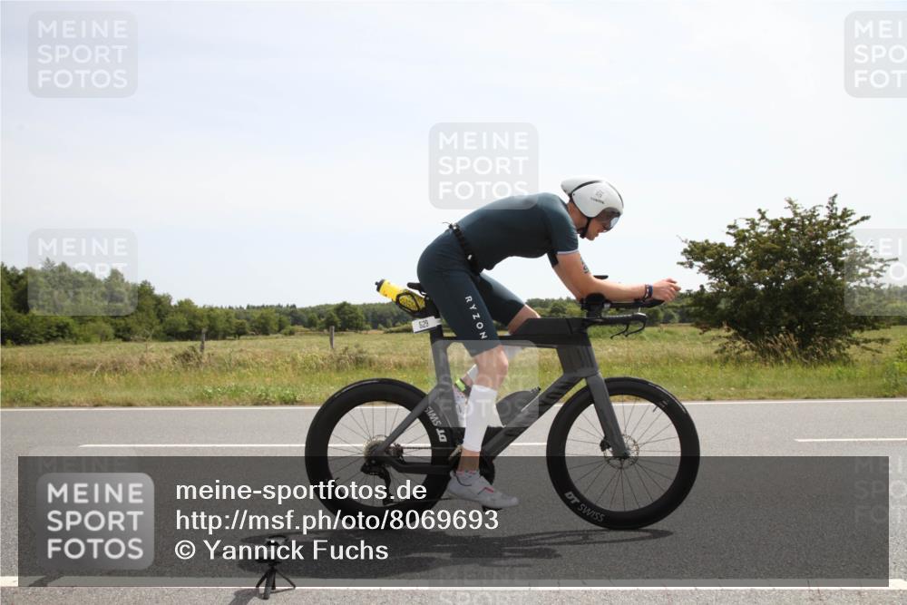 22.06.2025 - Viking Triathlon Yannick Fuchs http://msf.ph/oto/8069693 22.06.2025 12:11:20 Radfahren 206, 529, 603 meine-sportfotos.de