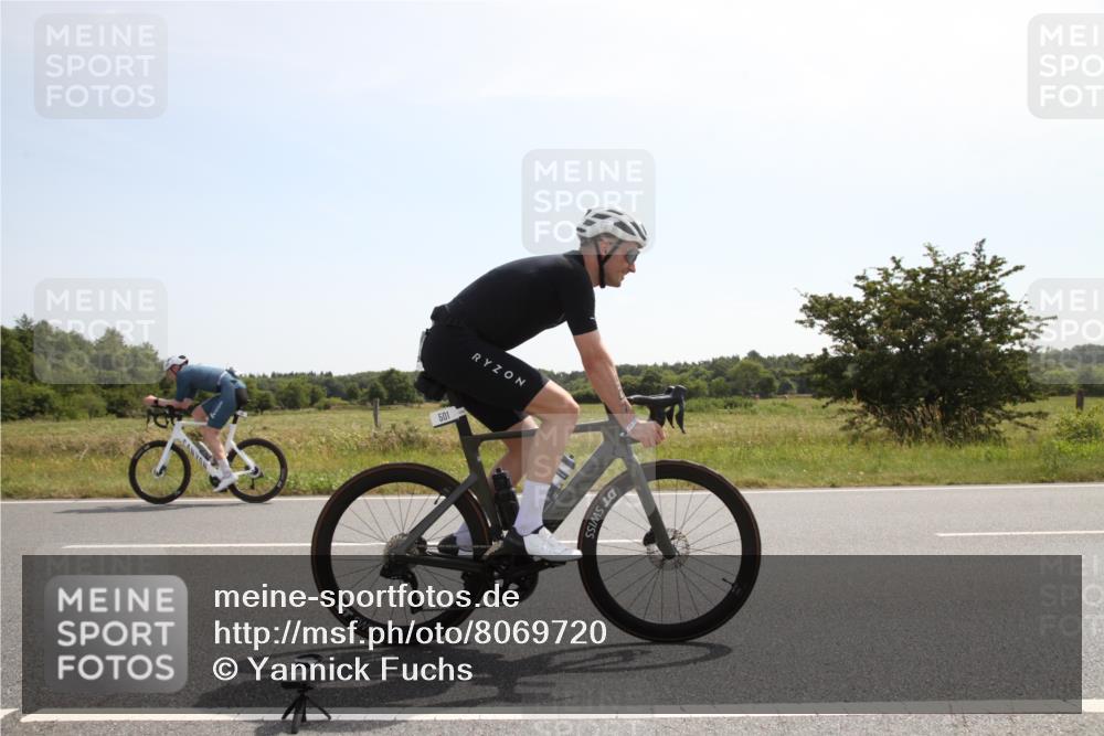 22.06.2025 - Viking Triathlon Yannick Fuchs http://msf.ph/oto/8069720 22.06.2025 11:37:53 Radfahren 457, 501, 619 meine-sportfotos.de
