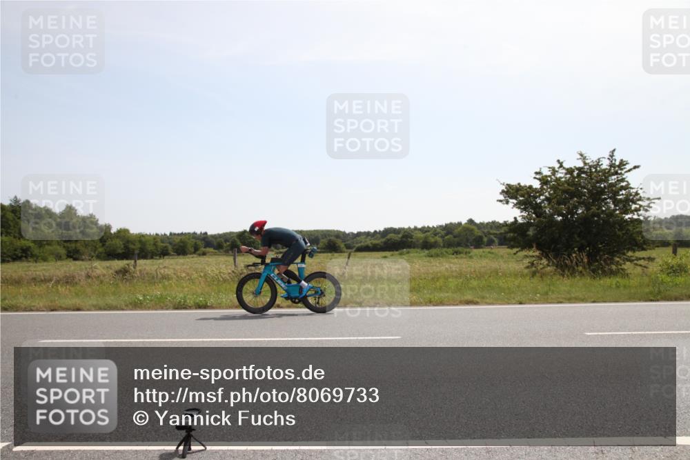 22.06.2025 - Viking Triathlon Yannick Fuchs http://msf.ph/oto/8069733 22.06.2025 11:37:59 Radfahren 520 meine-sportfotos.de