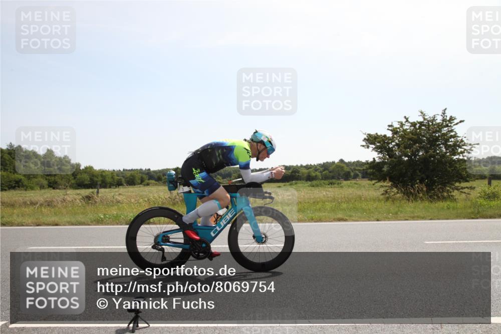 22.06.2025 - Viking Triathlon Yannick Fuchs http://msf.ph/oto/8069754 22.06.2025 11:38:08 Radfahren 4, 71, 480, 609, 629 meine-sportfotos.de
