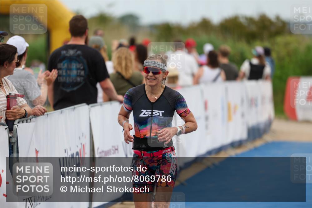 22.06.2025 - Viking Triathlon Michael Strokosch http://msf.ph/oto/8069786 22.06.2025 15:19:00 Ziel  meine-sportfotos.de