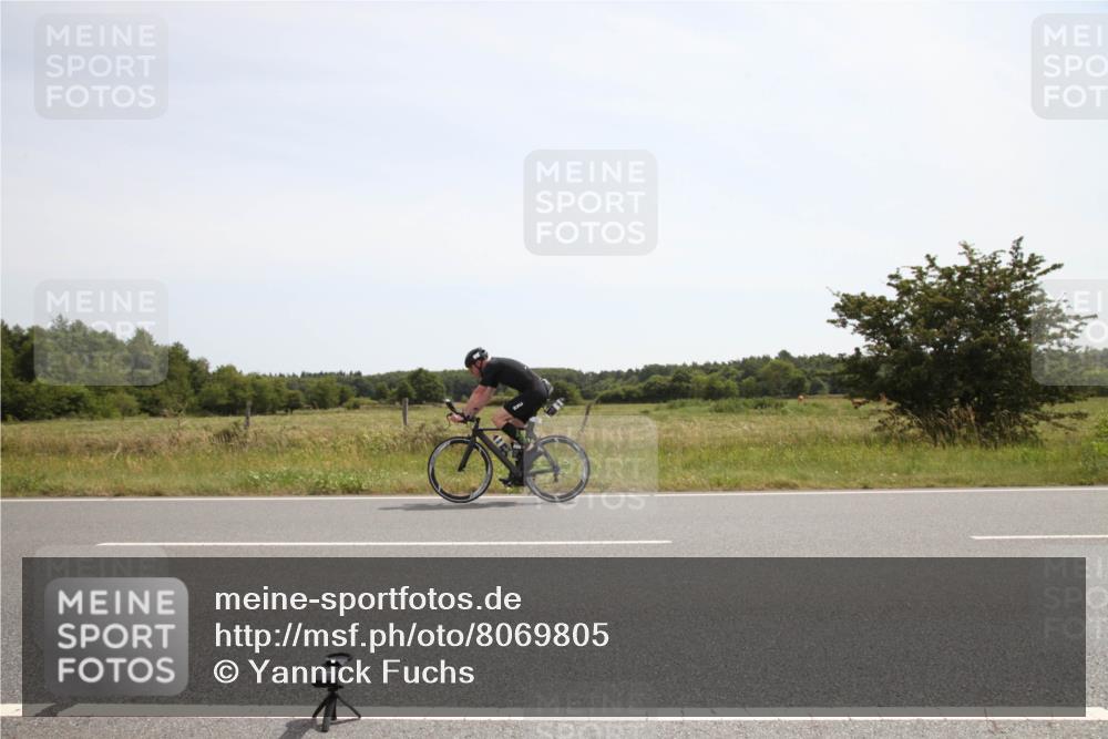22.06.2025 - Viking Triathlon Yannick Fuchs http://msf.ph/oto/8069805 22.06.2025 12:12:09 Radfahren 266, 403 meine-sportfotos.de