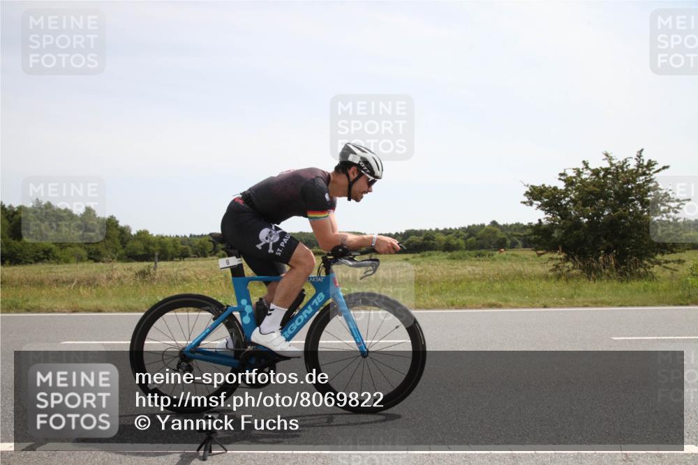 22.06.2025 - Viking Triathlon Yannick Fuchs http://msf.ph/oto/8069822 22.06.2025 12:12:36 Radfahren 61, 394, 397, 477 meine-sportfotos.de