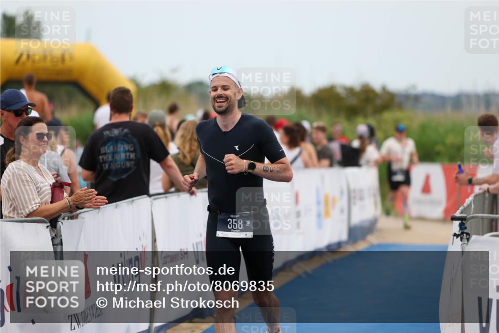 22.06.2025 - Viking Triathlon Michael Strokosch http://msf.ph/oto/8069835 22.06.2025 15:19:30 Ziel 358 meine-sportfotos.de