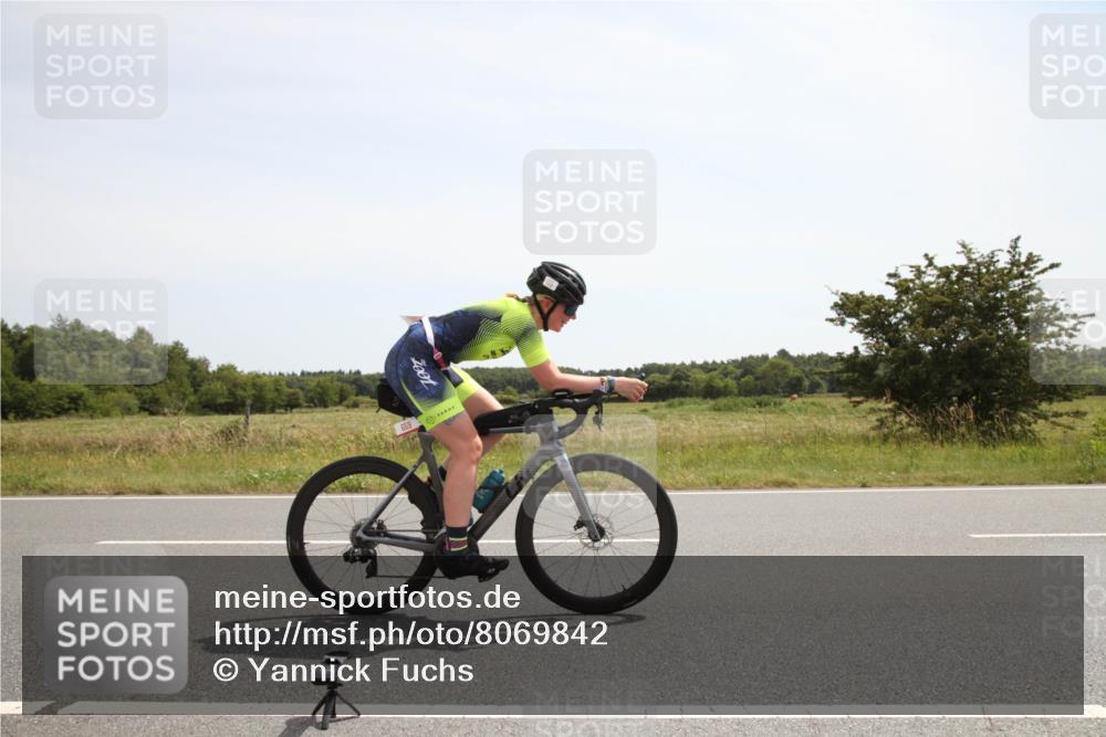 22.06.2025 - Viking Triathlon Yannick Fuchs http://msf.ph/oto/8069842 22.06.2025 12:12:50 Radfahren 93, 287, 473, 659 meine-sportfotos.de