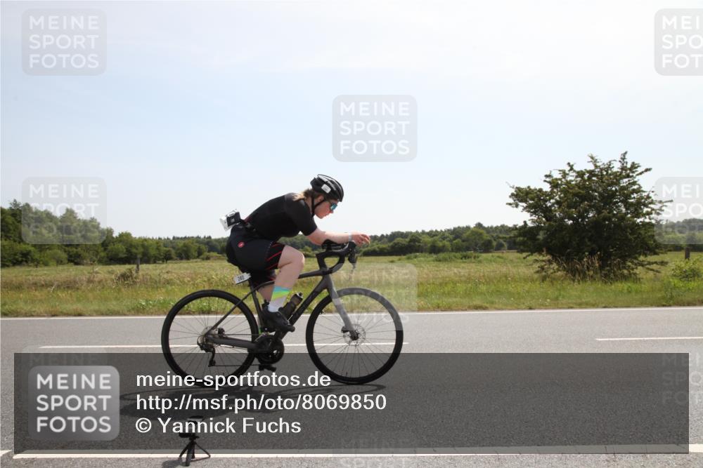 22.06.2025 - Viking Triathlon Yannick Fuchs http://msf.ph/oto/8069850 22.06.2025 11:38:47 Radfahren 68, 240 meine-sportfotos.de