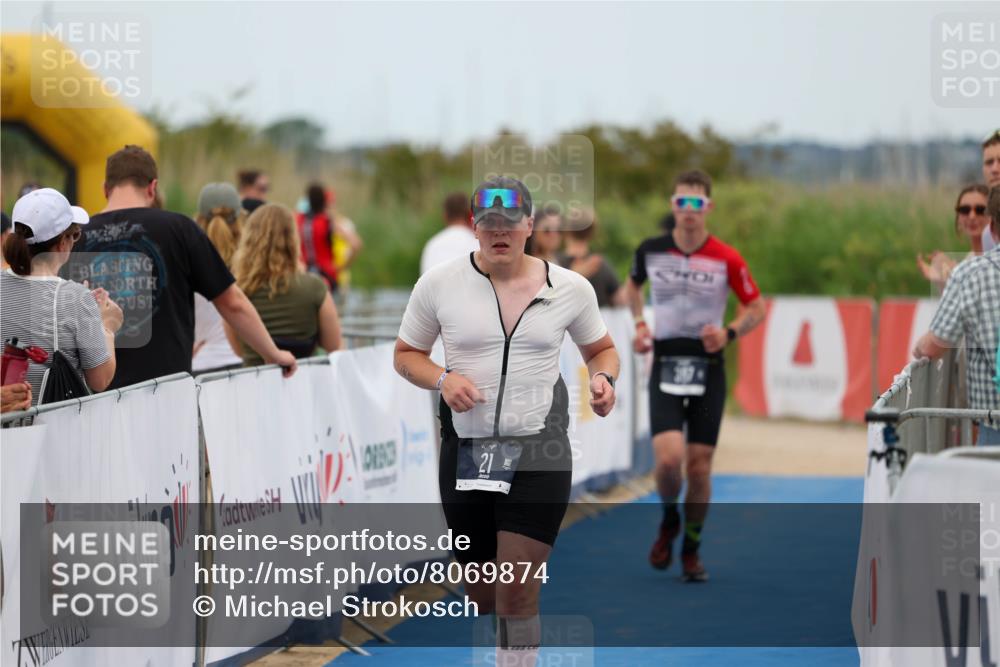 22.06.2025 - Viking Triathlon Michael Strokosch http://msf.ph/oto/8069874 22.06.2025 15:19:37 Ziel 21, 387 meine-sportfotos.de