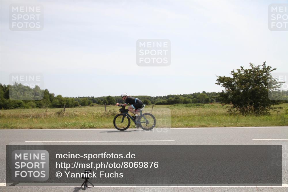 22.06.2025 - Viking Triathlon Yannick Fuchs http://msf.ph/oto/8069876 22.06.2025 12:13:16 Radfahren 4, 201 meine-sportfotos.de