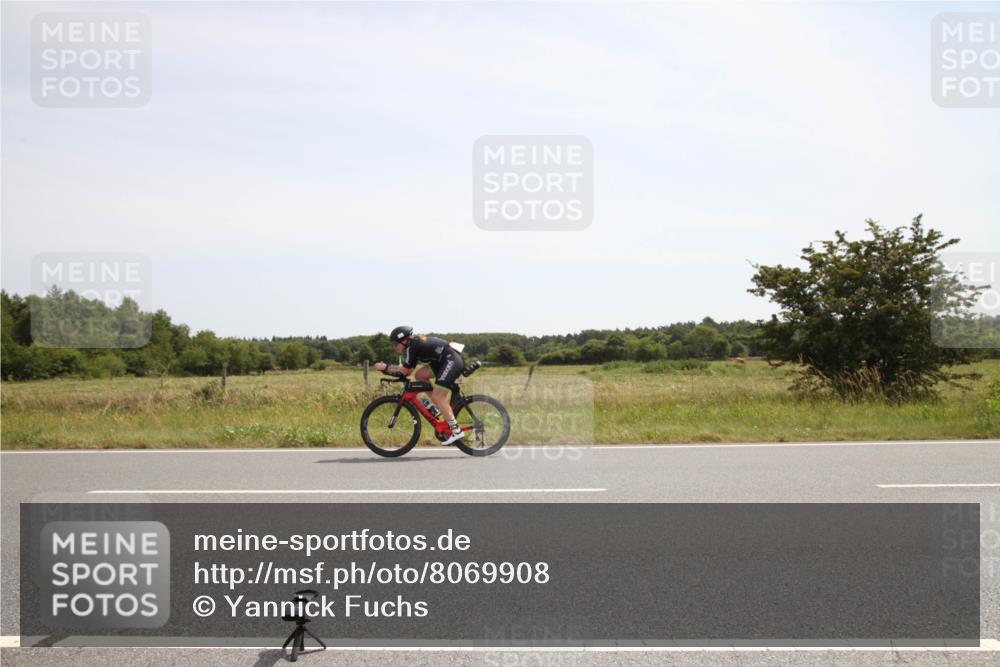 22.06.2025 - Viking Triathlon Yannick Fuchs http://msf.ph/oto/8069908 22.06.2025 12:13:34 Radfahren 8, 163, 281, 288, 352, 487, 638, 660 meine-sportfotos.de