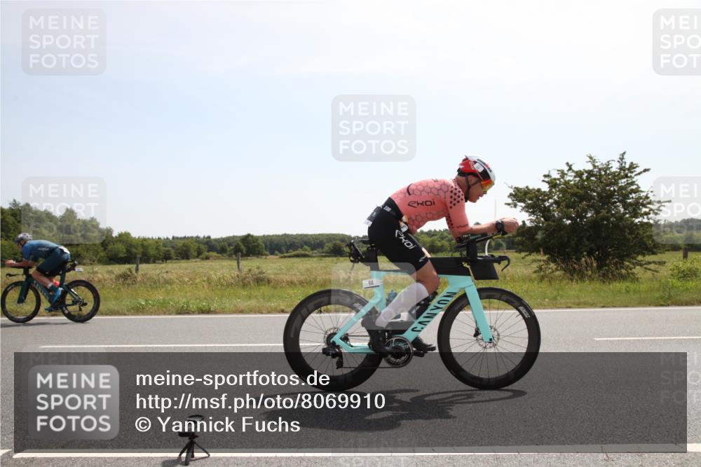22.06.2025 - Viking Triathlon Yannick Fuchs http://msf.ph/oto/8069910 22.06.2025 11:39:21 Radfahren 64, 146, 226, 615 meine-sportfotos.de