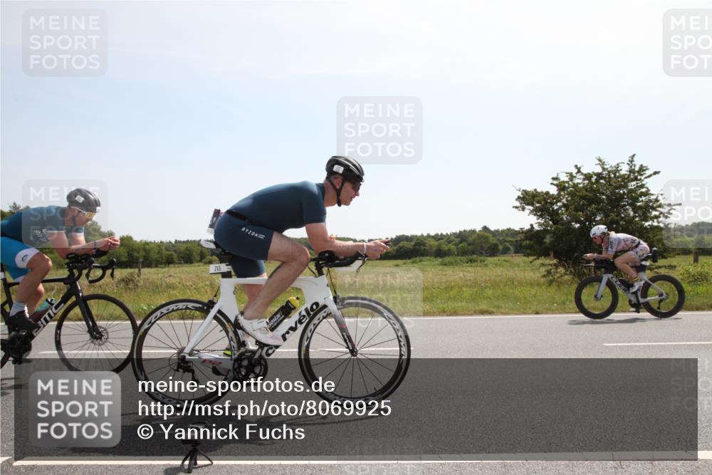 22.06.2025 - Viking Triathlon Yannick Fuchs http://msf.ph/oto/8069925 22.06.2025 11:39:27 Radfahren 133, 142, 175, 213, 224, 406, 615 meine-sportfotos.de