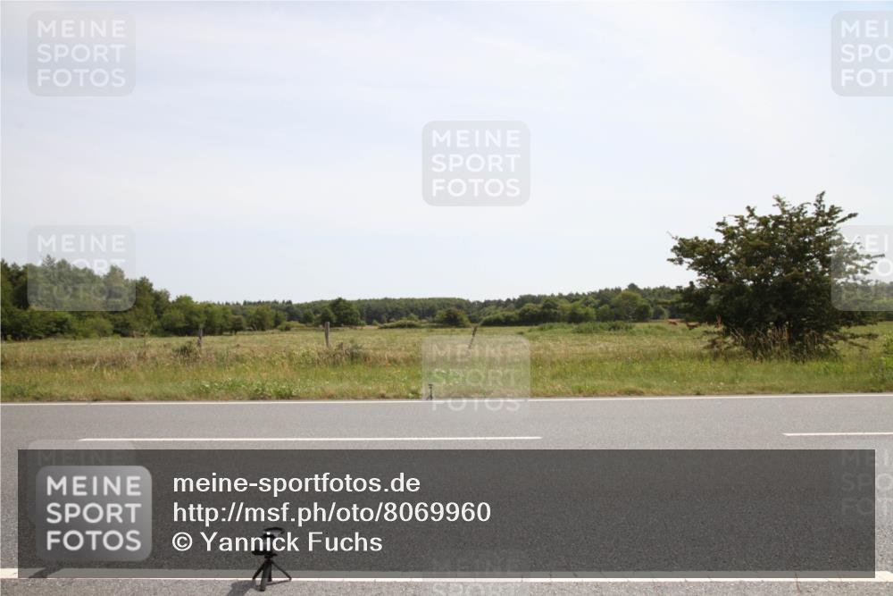 22.06.2025 - Viking Triathlon Yannick Fuchs http://msf.ph/oto/8069960 22.06.2025 12:13:47 Radfahren 190, 269 meine-sportfotos.de