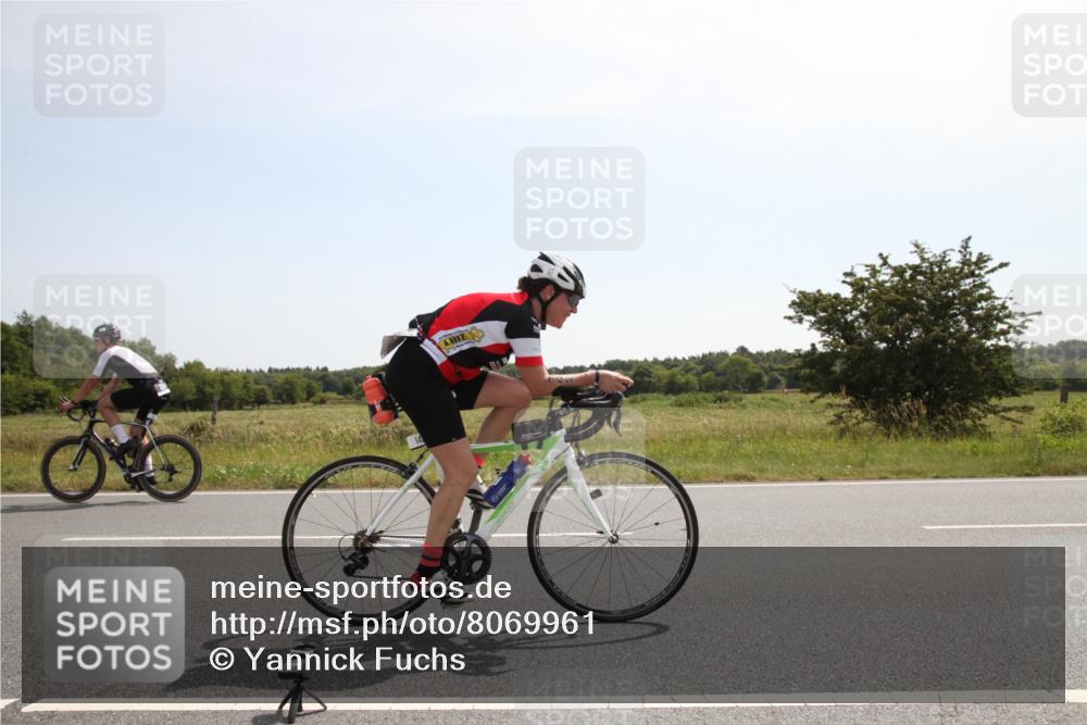 22.06.2025 - Viking Triathlon Yannick Fuchs http://msf.ph/oto/8069961 22.06.2025 11:39:30 Radfahren 133, 142, 175, 213, 224, 263, 406 meine-sportfotos.de