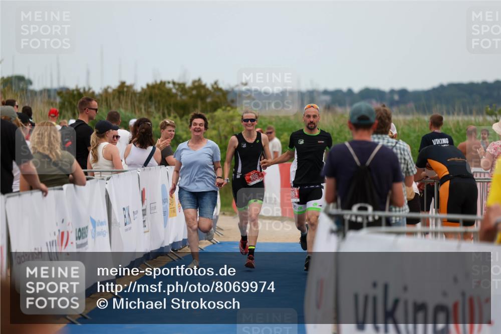 22.06.2025 - Viking Triathlon Michael Strokosch http://msf.ph/oto/8069974 22.06.2025 15:21:32 Ziel 606 meine-sportfotos.de