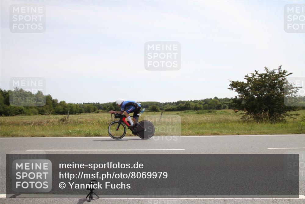 22.06.2025 - Viking Triathlon Yannick Fuchs http://msf.ph/oto/8069979 22.06.2025 12:14:01 Radfahren 28, 150, 172, 180, 184, 375, 513, 635, 645 meine-sportfotos.de