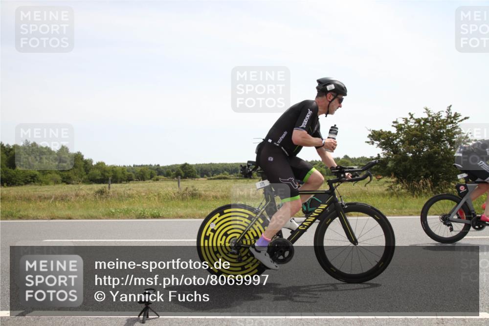 22.06.2025 - Viking Triathlon Yannick Fuchs http://msf.ph/oto/8069997 22.06.2025 12:14:02 Radfahren 28, 150, 172, 180, 184, 253, 375, 513, 635, 645 meine-sportfotos.de