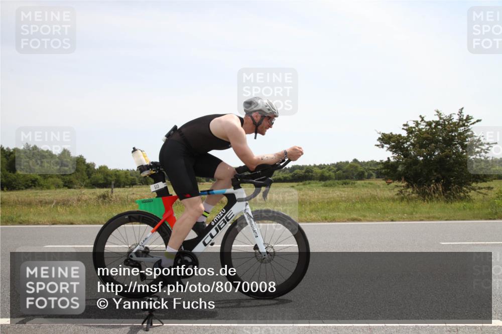 22.06.2025 - Viking Triathlon Yannick Fuchs http://msf.ph/oto/8070008 22.06.2025 12:14:03 Radfahren 28, 150, 172, 184, 253, 375, 513, 635, 645 meine-sportfotos.de
