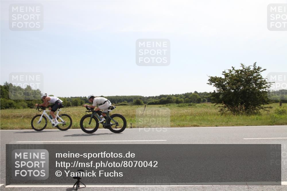 22.06.2025 - Viking Triathlon Yannick Fuchs http://msf.ph/oto/8070042 22.06.2025 11:39:54 Radfahren 19, 38, 123, 127, 377, 407, 467, 550 meine-sportfotos.de