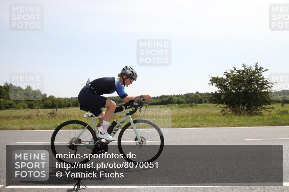 22.06.2025 - Viking Triathlon Yannick Fuchs http://msf.ph/oto/8070051 22.06.2025 11:39:56 Radfahren 19, 38, 123, 127, 395, 407, 550, 554 meine-sportfotos.de
