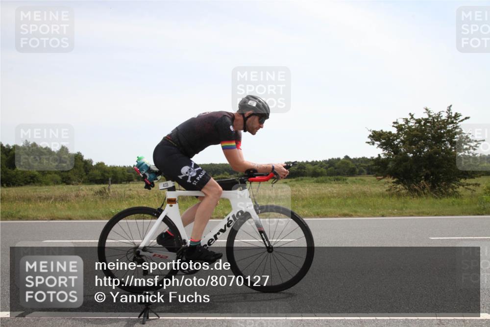 22.06.2025 - Viking Triathlon Yannick Fuchs http://msf.ph/oto/8070127 22.06.2025 12:15:04 Radfahren 72, 433, 553 meine-sportfotos.de