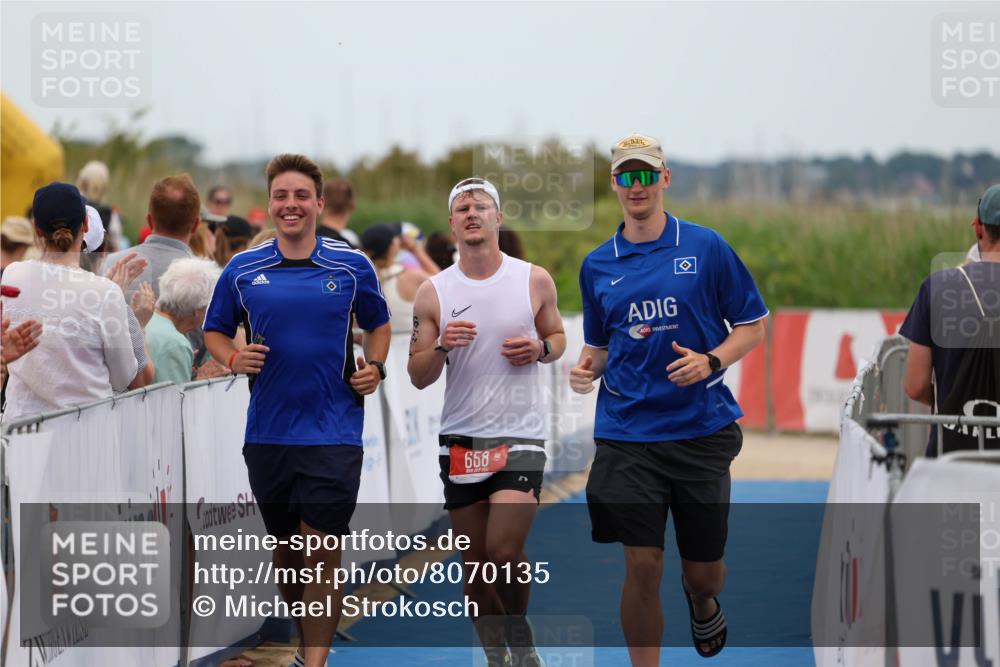 22.06.2025 - Viking Triathlon Michael Strokosch http://msf.ph/oto/8070135 22.06.2025 15:22:56 Ziel 658 meine-sportfotos.de
