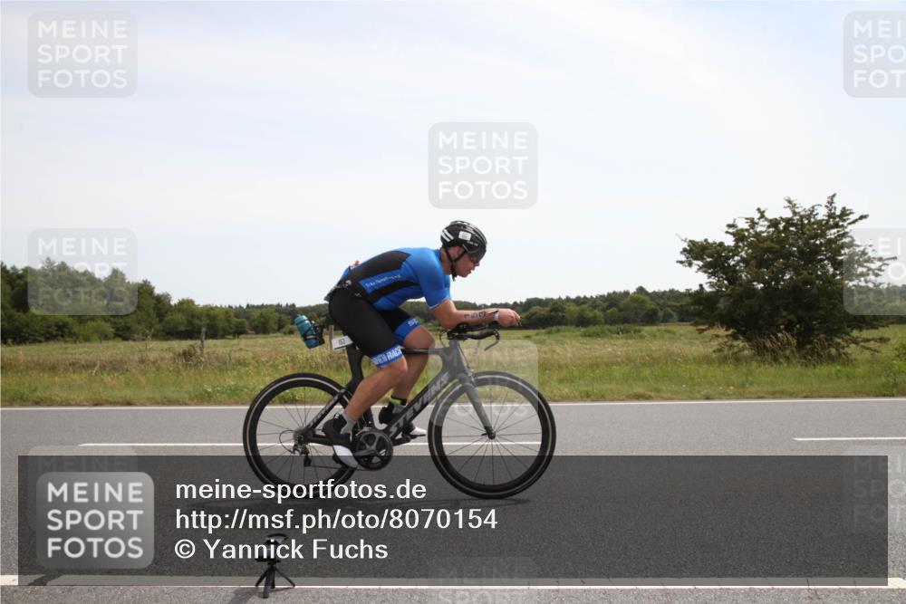 22.06.2025 - Viking Triathlon Yannick Fuchs http://msf.ph/oto/8070154 22.06.2025 12:15:18 Radfahren 153, 355, 440 meine-sportfotos.de