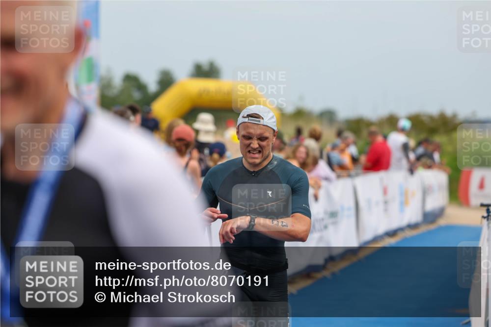 22.06.2025 - Viking Triathlon Michael Strokosch http://msf.ph/oto/8070191 22.06.2025 14:53:08 Ziel 40 meine-sportfotos.de