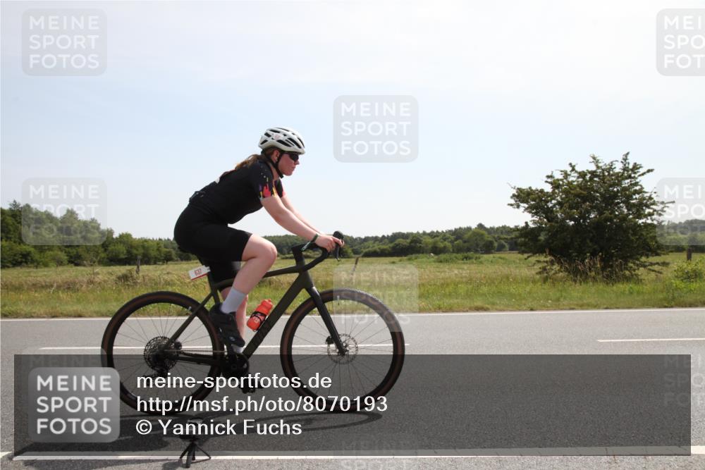 22.06.2025 - Viking Triathlon Yannick Fuchs http://msf.ph/oto/8070193 22.06.2025 11:40:40 Radfahren 50, 208, 296, 608, 637 meine-sportfotos.de
