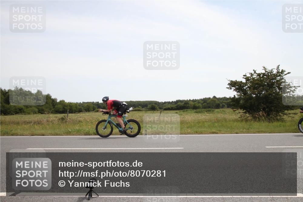 22.06.2025 - Viking Triathlon Yannick Fuchs http://msf.ph/oto/8070281 22.06.2025 12:16:26 Radfahren 5, 419, 429 meine-sportfotos.de