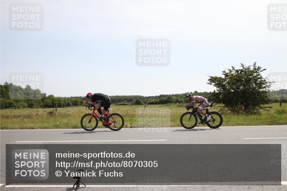 22.06.2025 - Viking Triathlon Yannick Fuchs http://msf.ph/oto/8070305 22.06.2025 11:41:21 Radfahren 42, 80, 351, 382, 430, 517, 532 meine-sportfotos.de